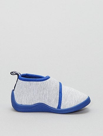 Pantufas subidas com velcro - Kiabi