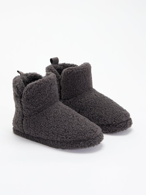 Pantufas tipo bota com efeito pele de carneiro - Kiabi