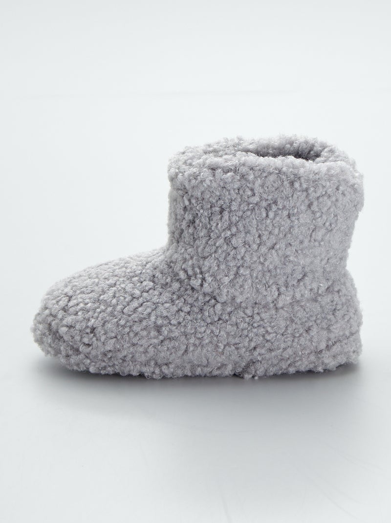 Pantufas tipo botas efeito lã de carneiro Cinza - Kiabi