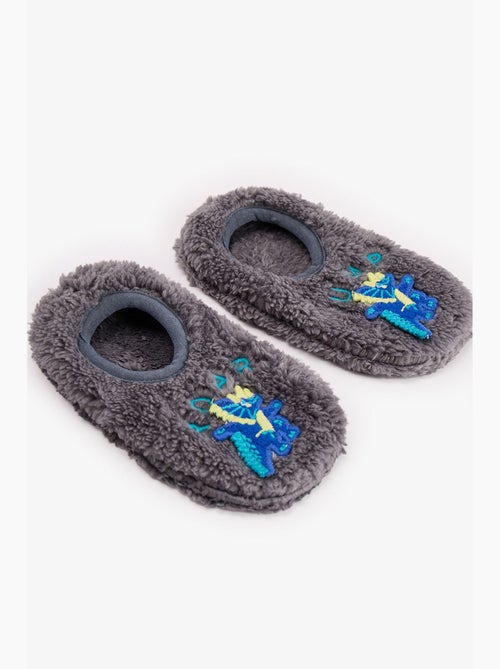 Pantufas tipo botim roarsome menino penti - Kiabi Pantufas tipo botim roarsome menino penti - Kiabi