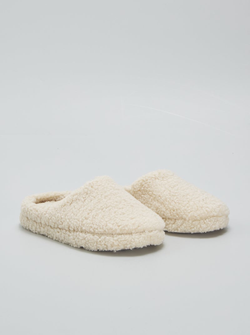 Pantufas tipo chinelas BEGE - Kiabi