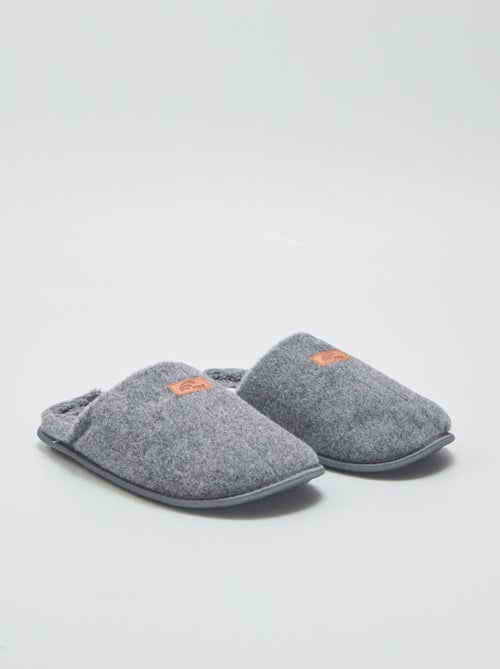 Pantufas tipo chinelas em feltro - Kiabi