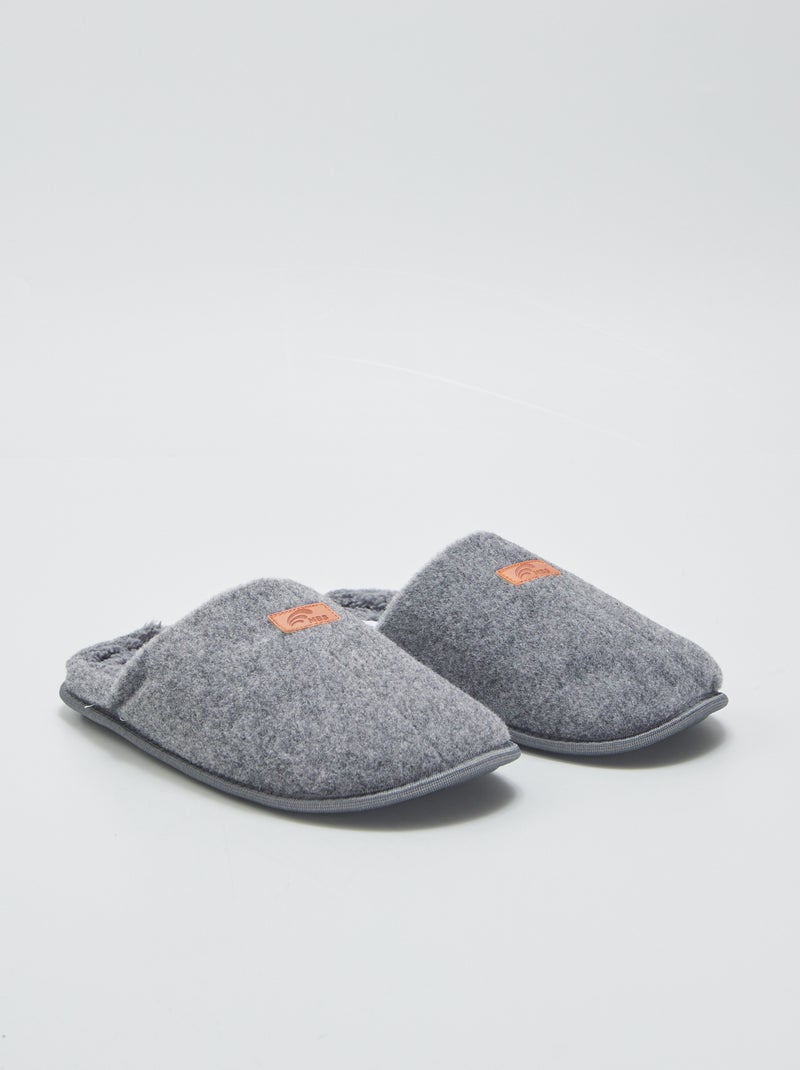 Pantufas tipo chinelas em feltro CINZA - Kiabi