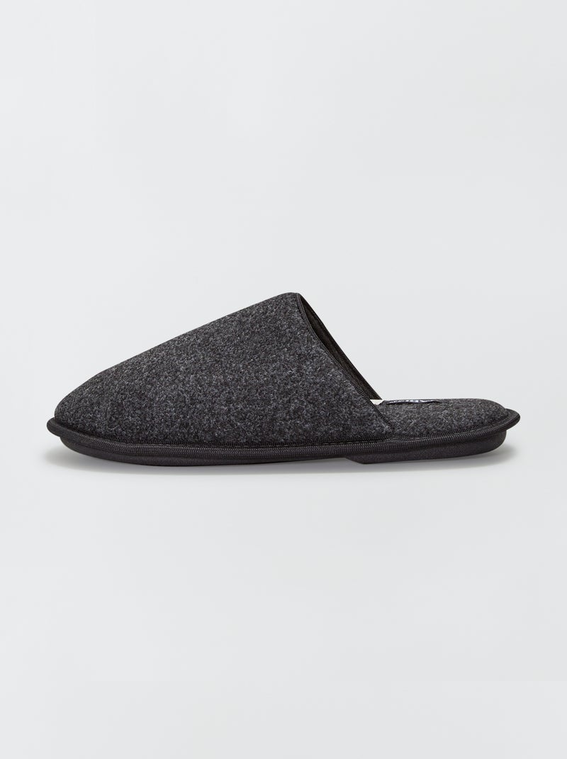 Pantufas tipo chinelas em feltro Cinza Escuro - Kiabi