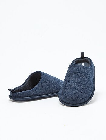 Pantufas tipo chinelas em malha borboto
