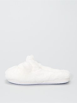 Pantufas tipo chinelas em malha peluche - Kiabi