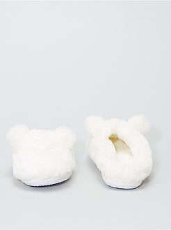 Pantufas tipo chinelas em malha peluche - Kiabi