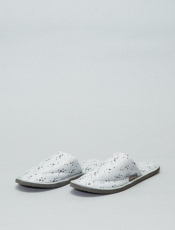 Pantufas tipo chinelas estampadas - Kiabi