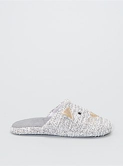 Pantufas tipo chinelas 'gato' com pequenas fivelas - Kiabi