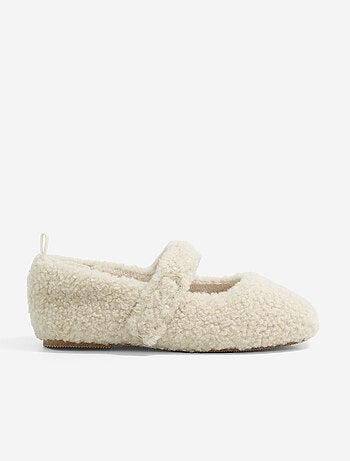 Par de pantufas bailarina