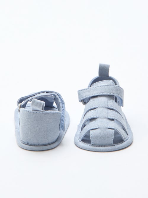 Par de sandálias com velcro - Kiabi