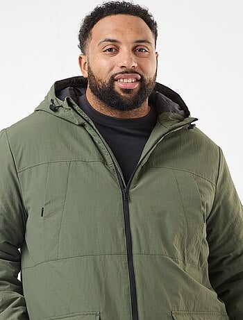 Parka com capuz e bolsos de patch com dupla entrada forrados a polar