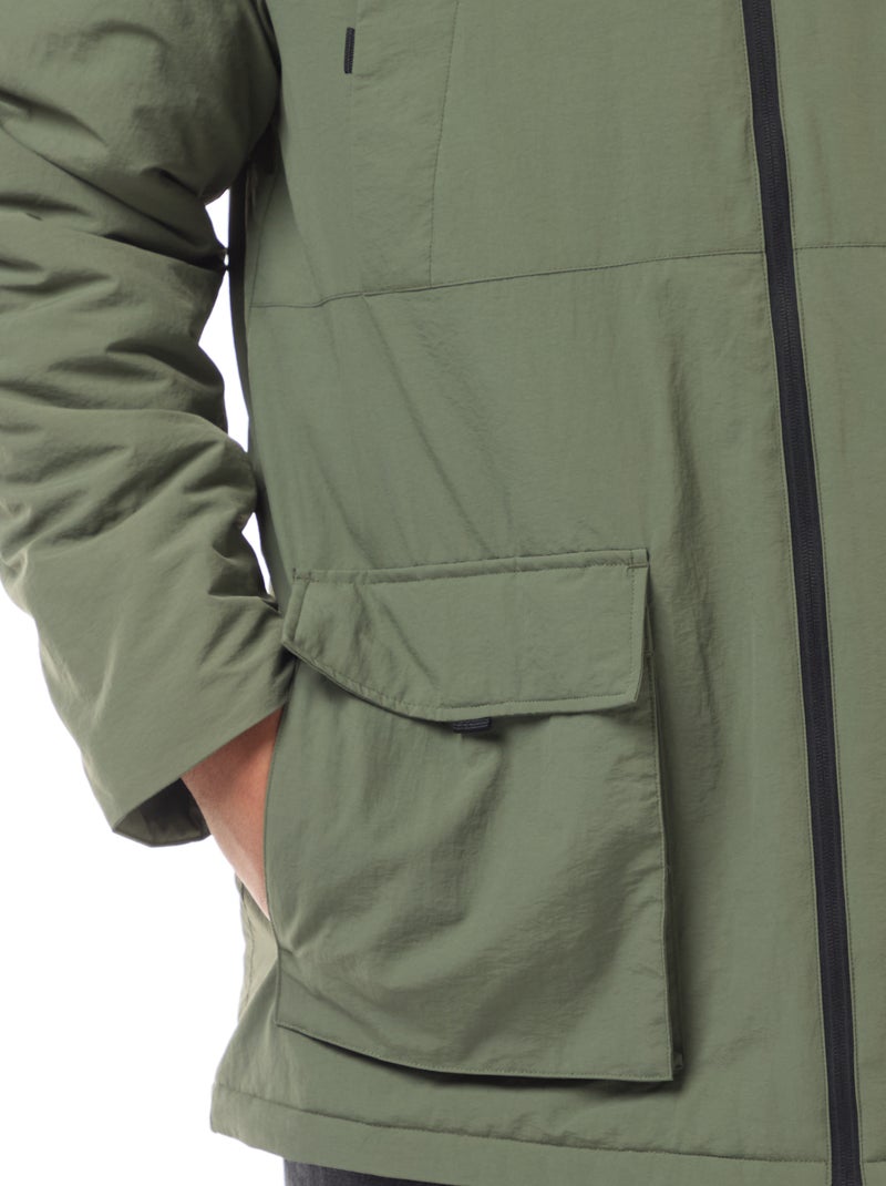 Parka com capuz e bolsos de patch com dupla entrada forrados a polar Verde - Kiabi