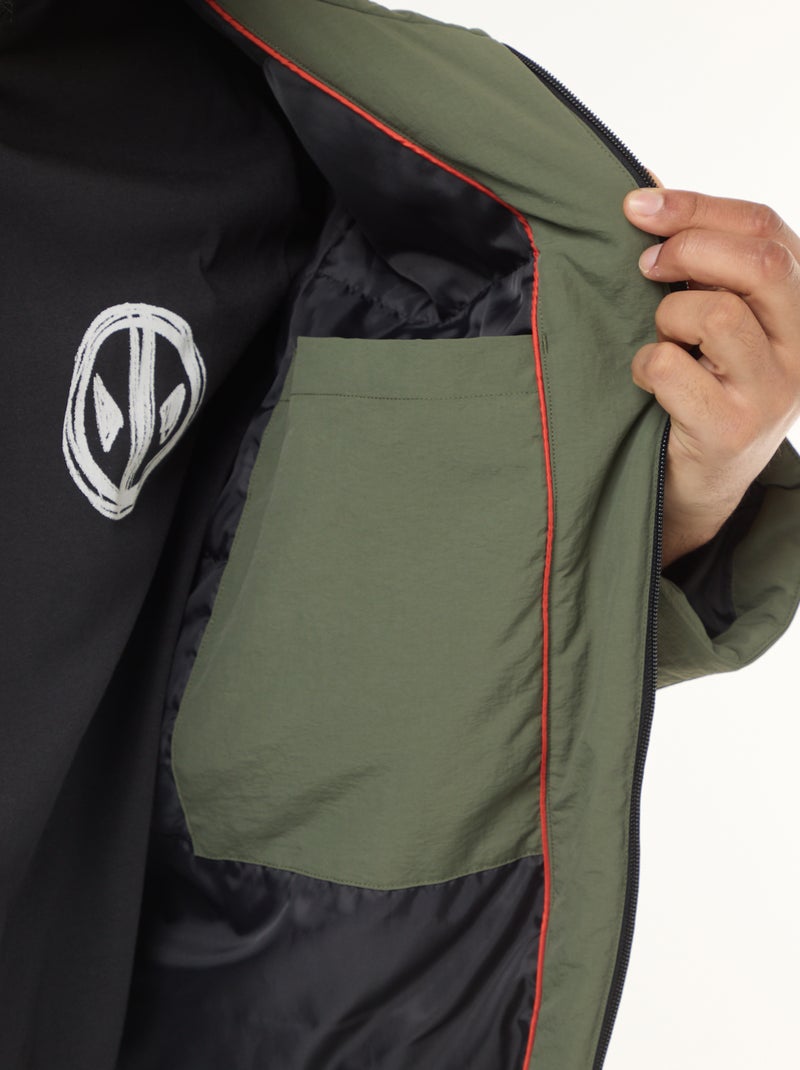 Parka com capuz e bolsos de patch com dupla entrada forrados a polar Verde - Kiabi