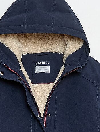Parka com capuz e forro efeito pele de ovelha