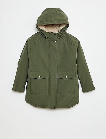 Parka com capuz e forro efeito pele de ovelha