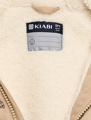 Parka com capuz e interior de pelo sintético
