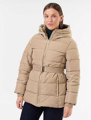 Parka com capuz forrada a pelo sintético