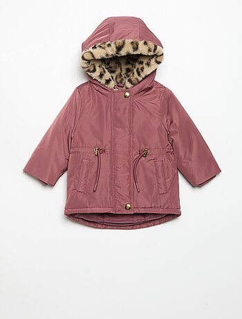 Parka com capuz forrada em pelo sintético