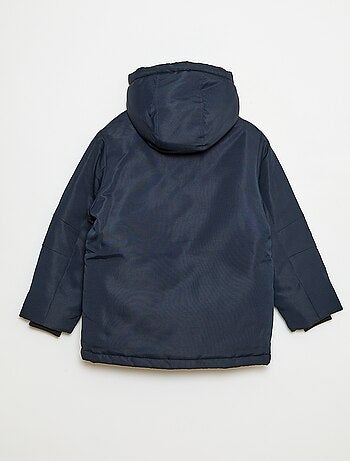 Parka com capuz repelente à água