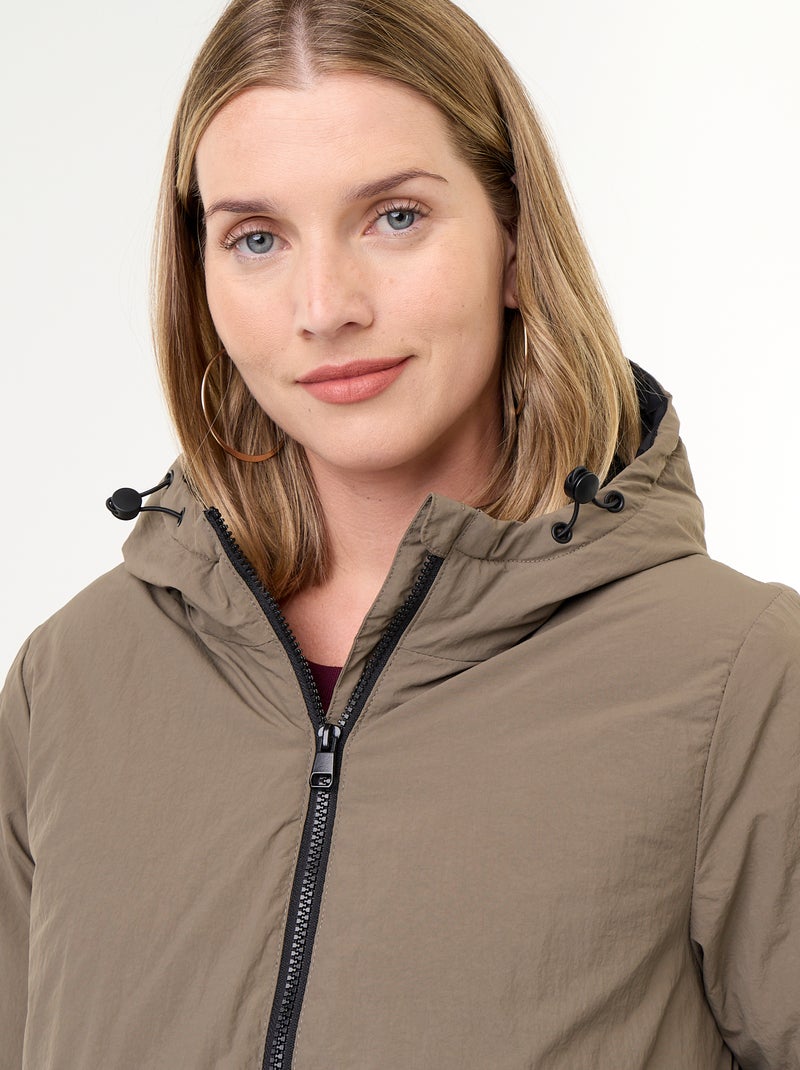Parka comprida acolchoada com capuz Verde - Kiabi