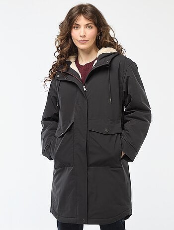 Parka comprida com capuz e forro efeito ovelha
