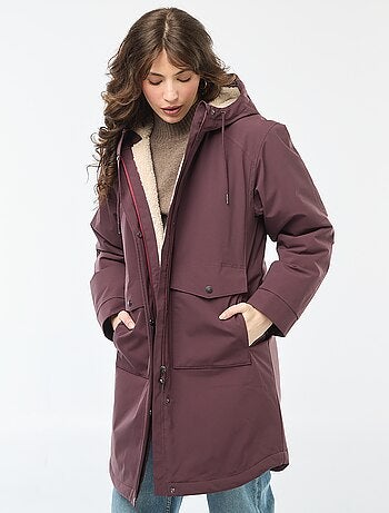 Parka comprida com capuz e forro efeito ovelha