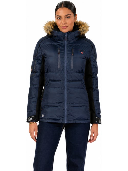 Parka comprida com capuz e pelo sintético bersileak – canadian peak - Kiabi Parka comprida com capuz e pelo sintético bersileak – canadian peak - Kiabi