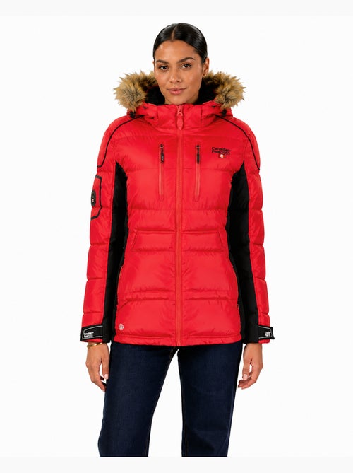 Parka comprida com capuz e pelo sintético bersileak – canadian peak - Kiabi Parka comprida com capuz e pelo sintético bersileak – canadian peak - Kiabi