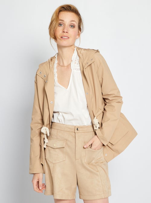 Parka curta e leve - Kiabi