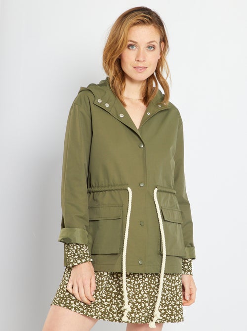 Parka curta e leve - Kiabi