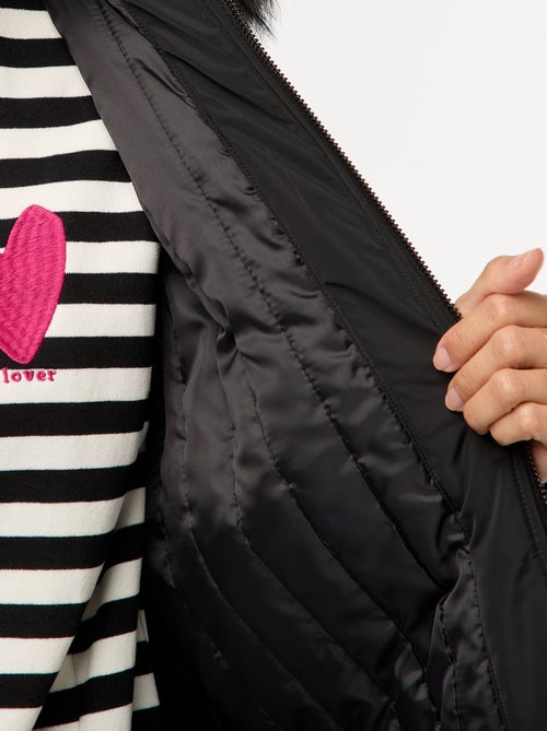 Parka de maternidade com detalhe de transporte de bebê - Kiabi