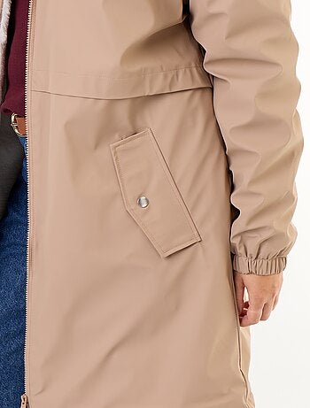 Parka gummy forrada com capuz