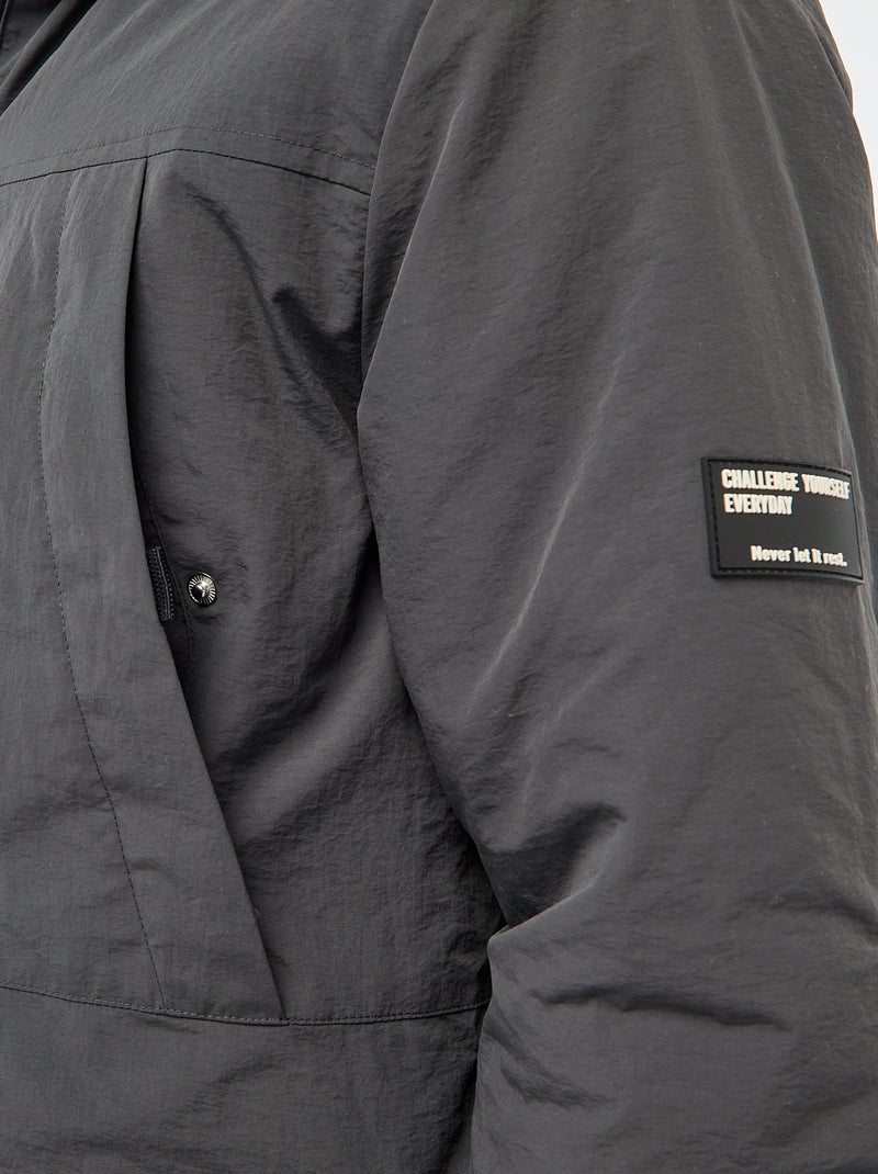 Parka leve com capuz repelente à água Preto - Kiabi