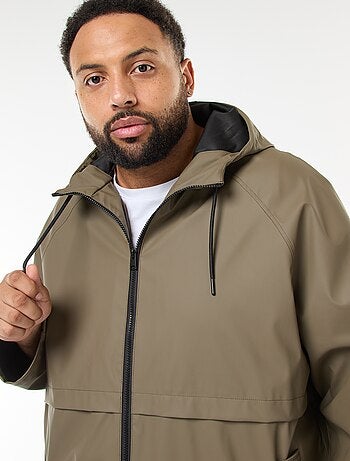 Parka lisa comprida e repelente de água com capuz