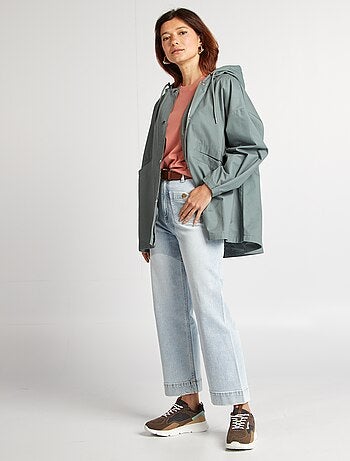 Parka oversize com capuz impermeável