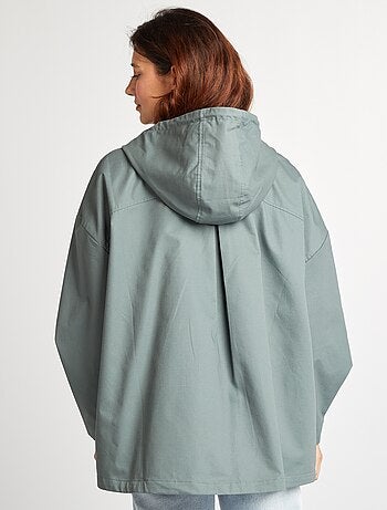 Parka oversize com capuz impermeável