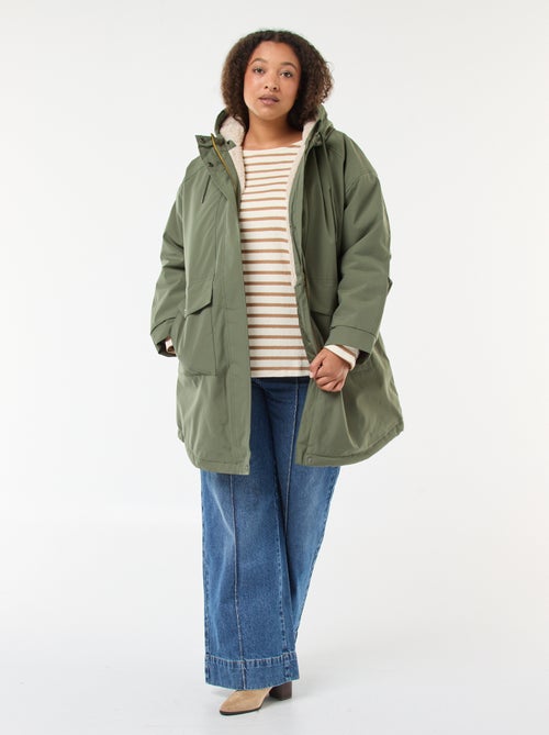 Parka repelente à água com capuz efeito pele de carneiro - Kiabi