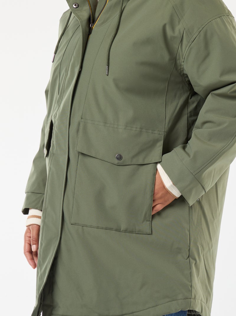 Parka repelente à água com capuz efeito pele de carneiro Verde - Kiabi