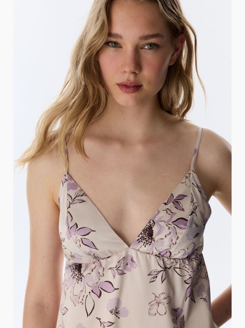 Petal cetim floral camisa de noite penti - Kiabi Petal cetim floral camisa de noite penti - Kiabi