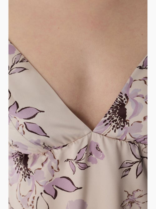 Petal cetim floral camisa de noite penti - Kiabi Petal cetim floral camisa de noite penti - Kiabi