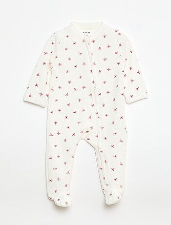 Pijama babygro em veludo com abertura com fecho