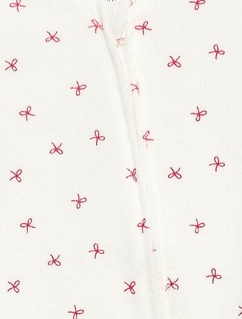 Pijama babygro em veludo com abertura com fecho