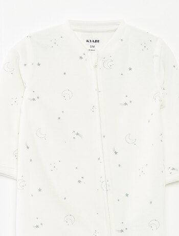 Pijama babygro em veludo com abertura com fecho