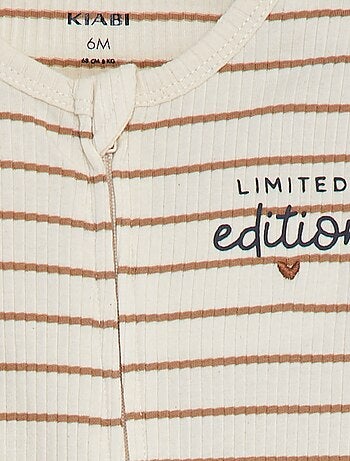 Pijama babygro leve com fecho