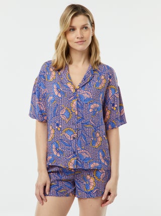 Pijama curto de 2 peças - camisa + calças estampado