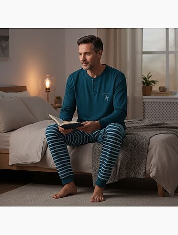 Pijama homem forrado polar com escudo bordado ozabi