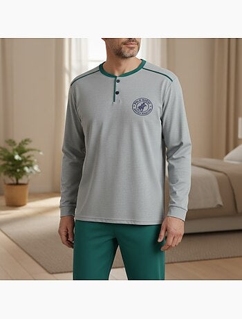 Pijama homem forrado polar com escudo bordado ozabi