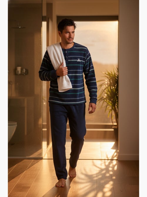 Pijama Homem Inverno Polar Suave ADVENTURE J2565 - Kiabi Pijama Homem Inverno Polar Suave ADVENTURE J2565 - Kiabi