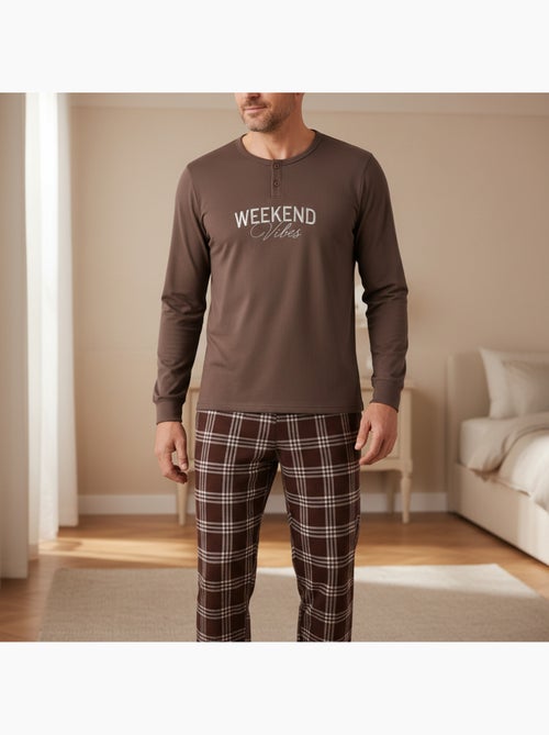 Pijama homem polar ozabi brodado weekend vibes - Kiabi Pijama homem polar ozabi brodado weekend vibes - Kiabi